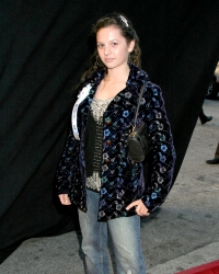 Photos de Mackenzie Rosman - Hollywood Christmas Parade 11.27.2005 - 21